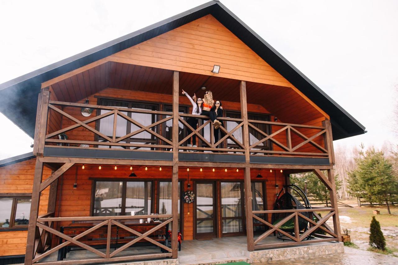 Перлина Буковини Lipovans Exteriör bild