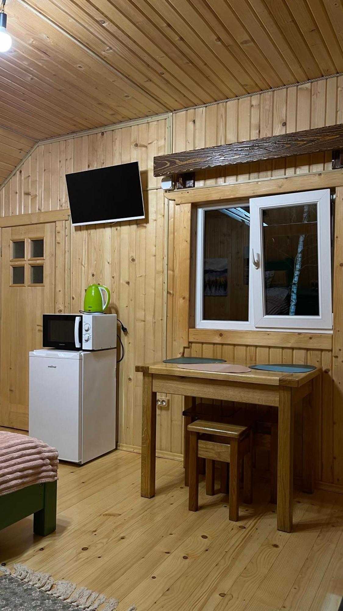 Перлина Буковини Lipovans Exteriör bild